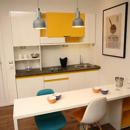 Apartment Place *